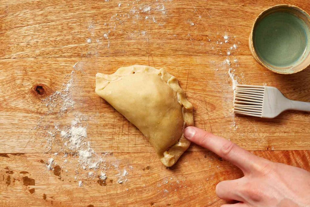 Assemble the pine Empanadas: