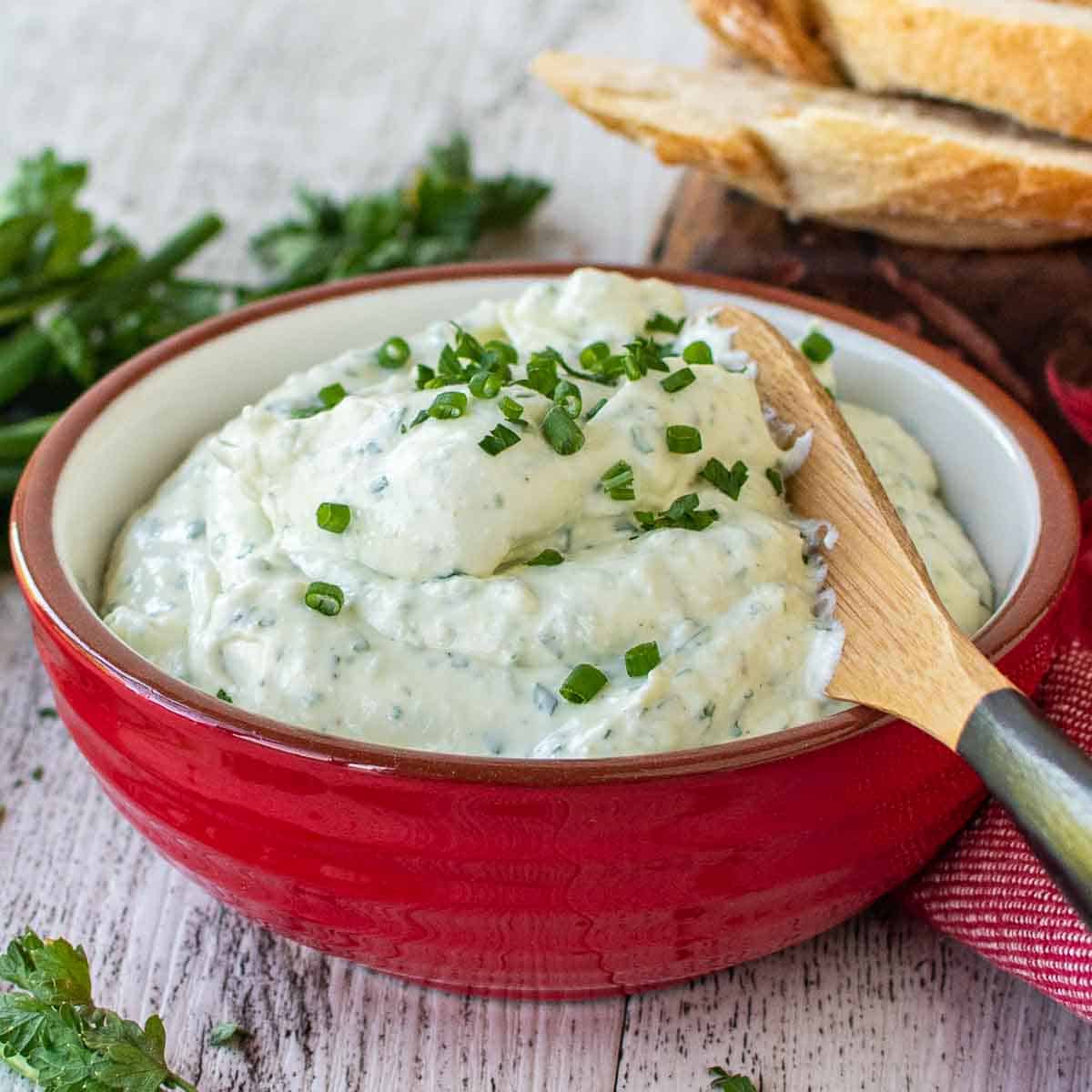 garlic herb cheese spread